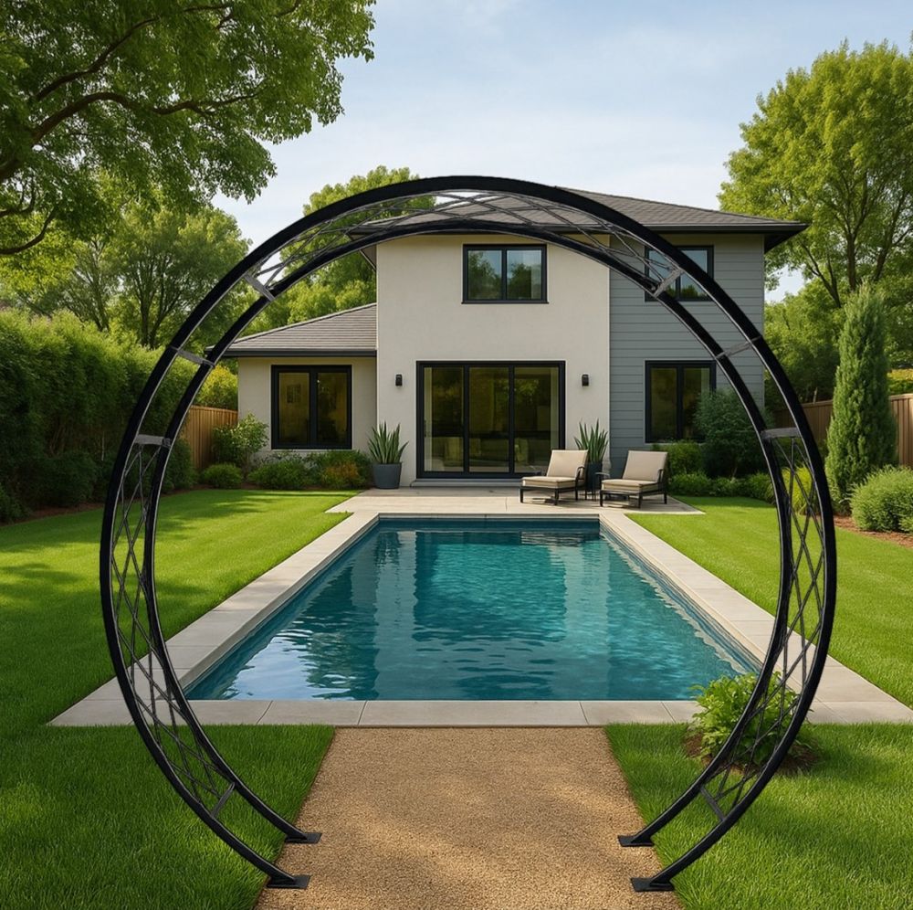 Bold, Modern, and Symbolic — A Perfect Circle of Design. (Model Number - GA-LUN-91-99-FL-BK)